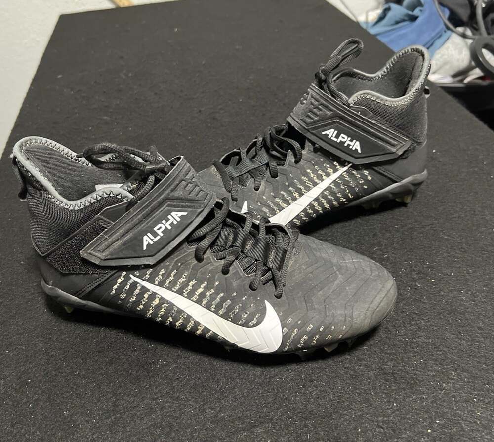 Nike Size 10 Menace Alpha Pro 2 Mid Football Cleats Black AQ3209-002 Strap